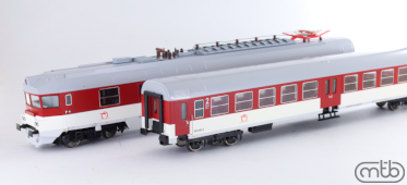 ZSSK 560.033 + 060.045