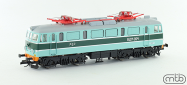 PKP EU07 054